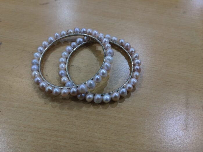 Fresh Water Pearl soft purple Color Fresh Water Pearl Churi - Image 3