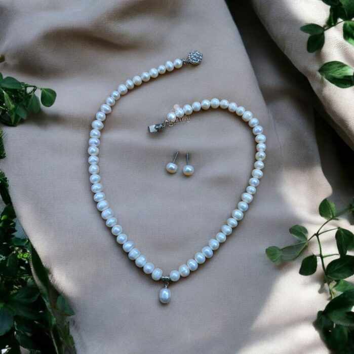 Original Fresh Water Pearl Necklace With Pendent White Color