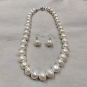 Exquisite White South Sea Pearl Necklace