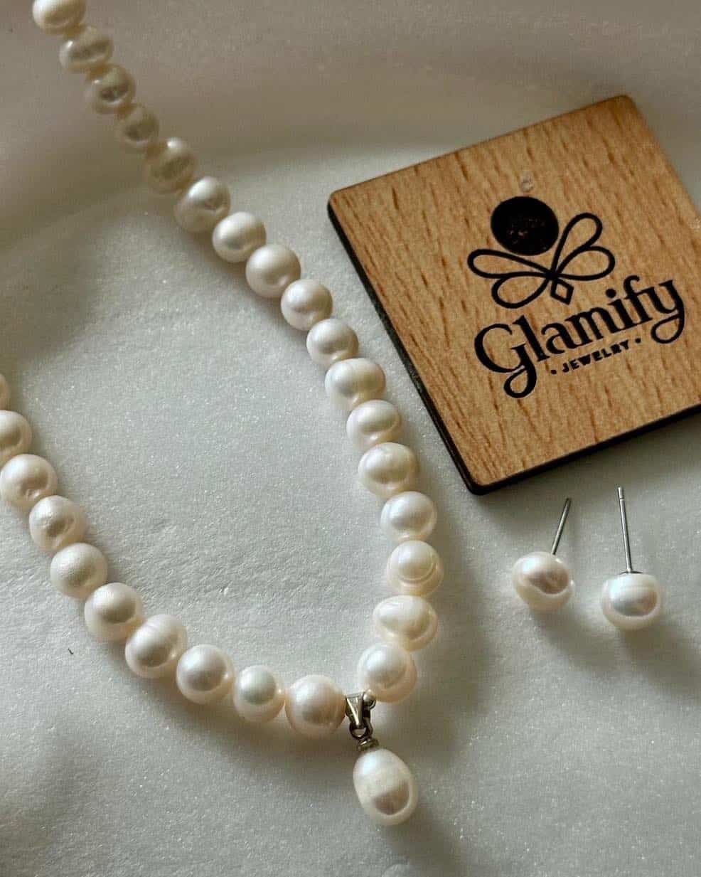 Original Fresh Water Pearl Necklace With Pendent White Color - Image 2