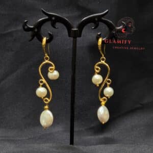 Exquisite Golden Elegance Pearl Drop Earrings