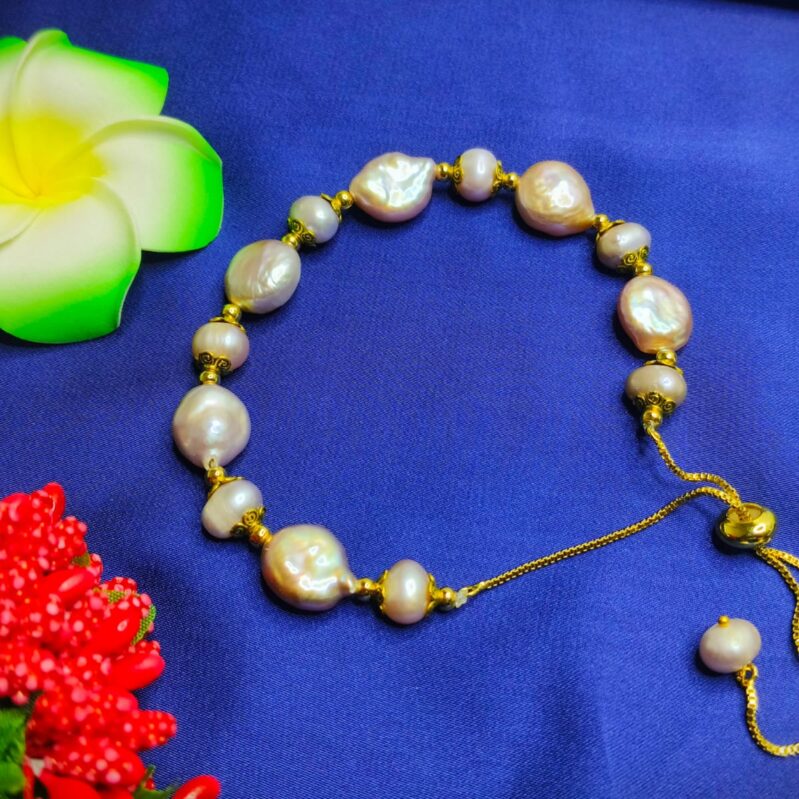 Freshwater Pearl Adjustable Bracelet – Elegant & Unique