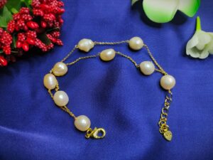 Freshwater Pearl Bracelet – Timeless & Adjustable