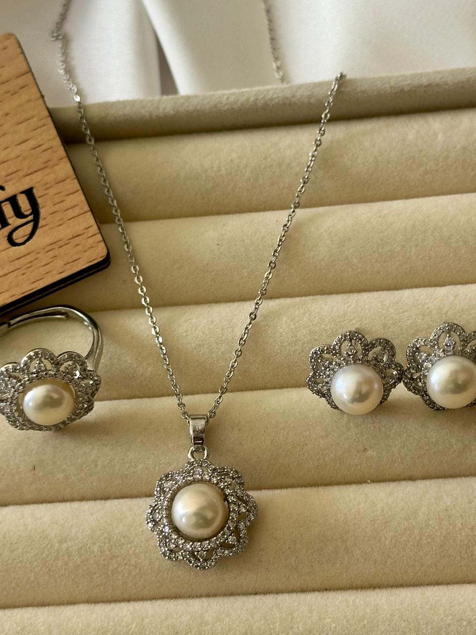 Classic White Freshwater Pearl Jewelry Set – Adjustable Ring, Stud Earrings & Pendant with Chain - Image 3