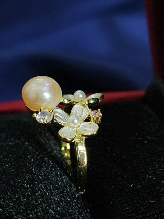 Soft Pink Freshwater Pearl Adjustable Ring – Floral Enamel Design - Image 4