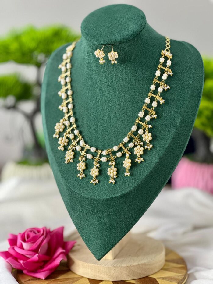 Delicate Freshwater Pearl Choker & Earrings Set - 2.5/3mm pearls