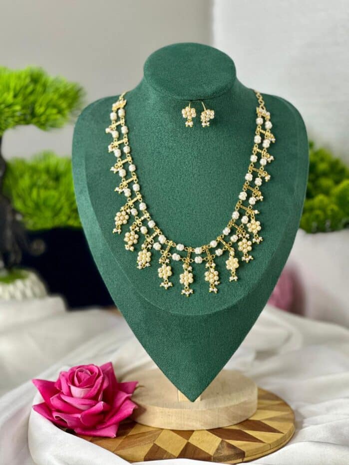 Delicate Freshwater Pearl Choker & Earrings Set - 2.5/3mm pearls - Image 3