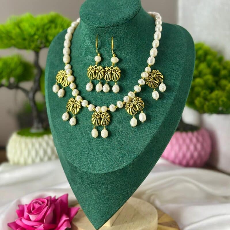 Freshwater Pearl & Gold-Plated Necklace Set - Antic