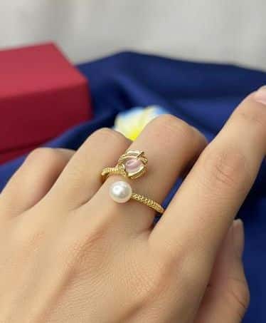 Original Pearl Adjustable Ring – Rose Design with Zircon Detailing