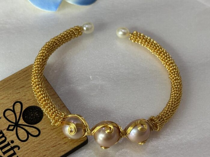 Luminous Peach Freshwater Pearl Cuff Bracelet - Gold Mesh Bangle - Image 2
