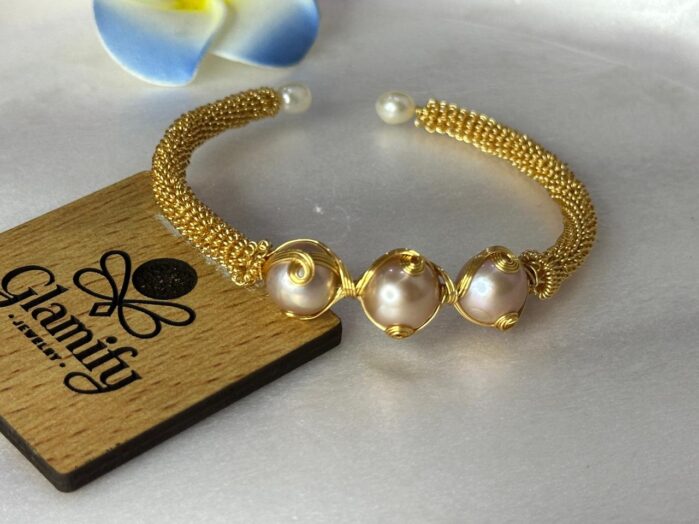 Luminous Peach Freshwater Pearl Cuff Bracelet - Gold Mesh Bangle - Image 4