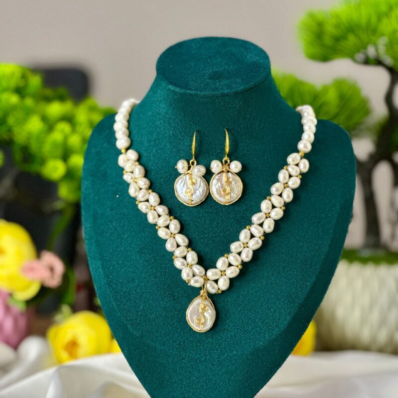 Round & Rice Pearl Necklace aaa grade | Mother of Pearl Pendant