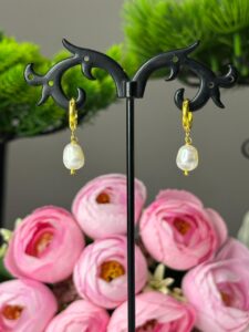 Baroque White Pearl Hoop Earrings | Gold-Plated