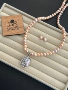 Pink Freshwater Pearl Necklace 7–8mm with Floral Pendant | 17–18 Inch