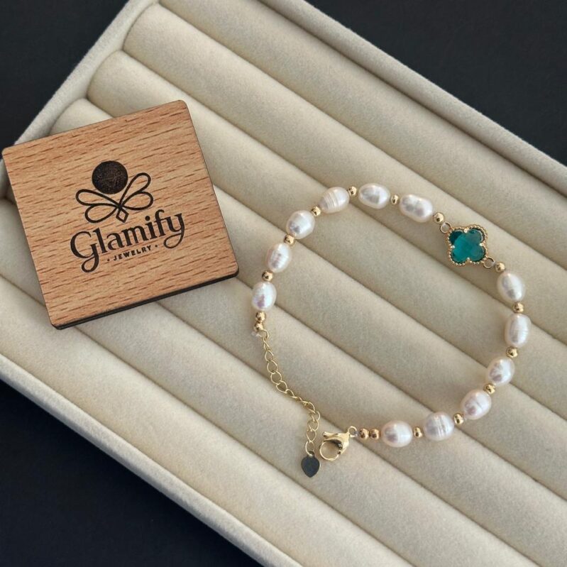 Freshwater Pearl Adjustable Bracelet with Gem Charm – 7mm Pearl Beads | Glamify Jewelry