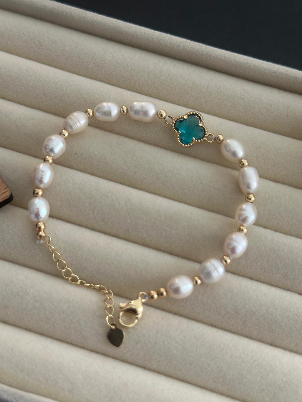 Freshwater Pearl Adjustable Bracelet with Gem Charm – 7mm Pearl Beads | Glamify Jewelry - Image 3