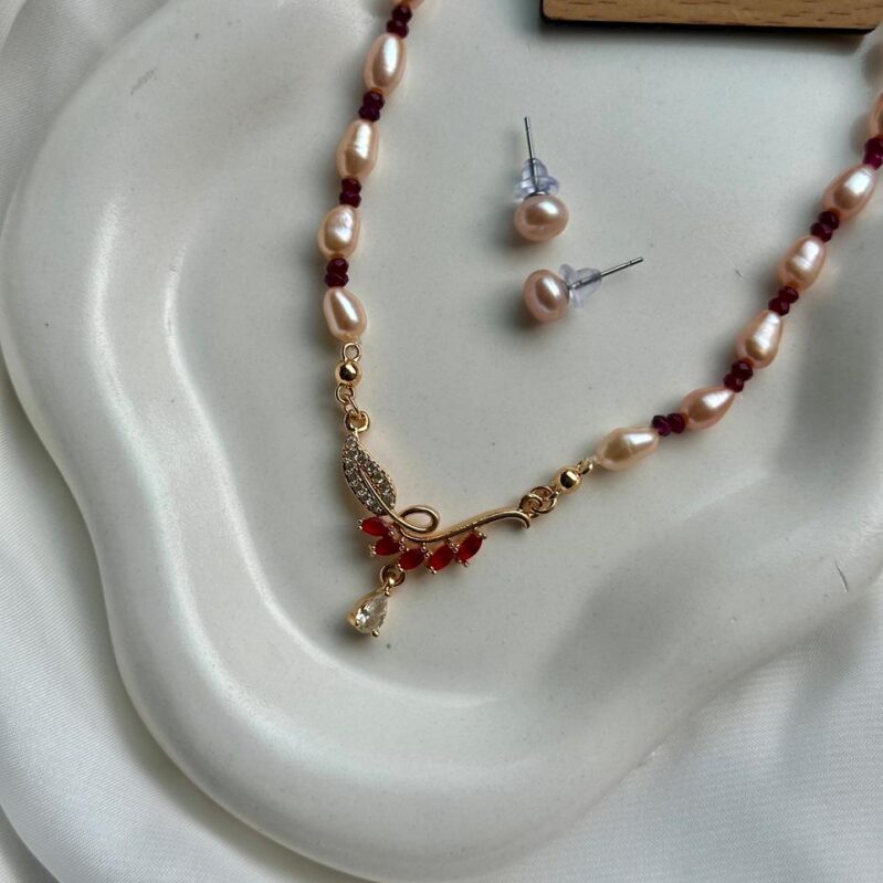 Ruby Stone Pendant Freshwater Rice Pearl Necklace