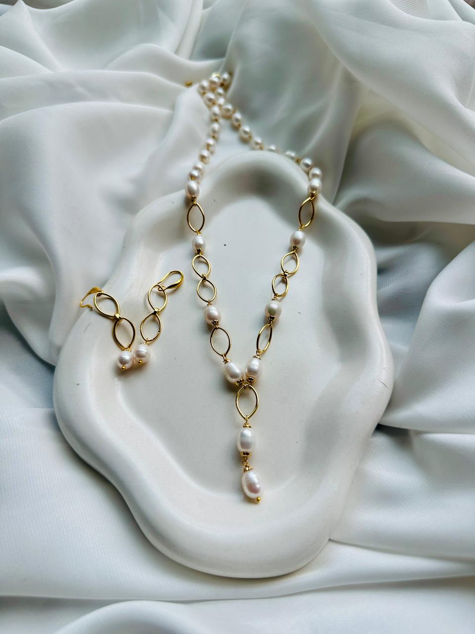 Freshwater Pearl Chain Necklace with Earrings