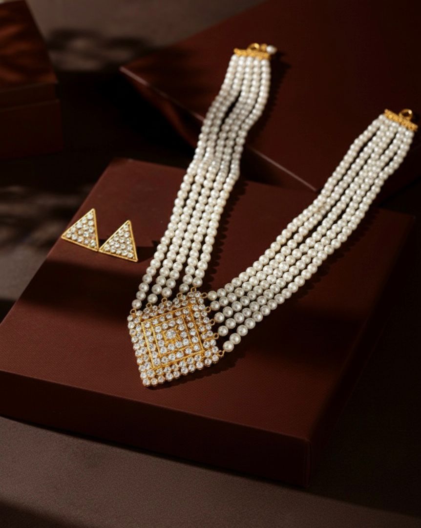 Freshwater AAA grade 5-Layer White Pearl Necklace with Crystal Pendant