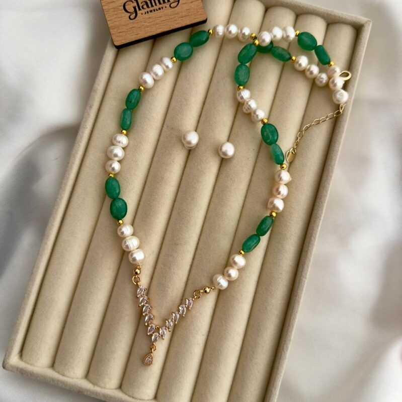 AAA Grade Freshwater Pearl & Green Panna Stone Necklace Set