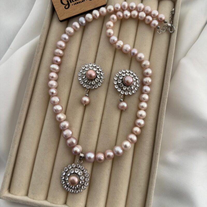 AAA Grade Purple Freshwater Pearl Necklace Set with Crystal Locket