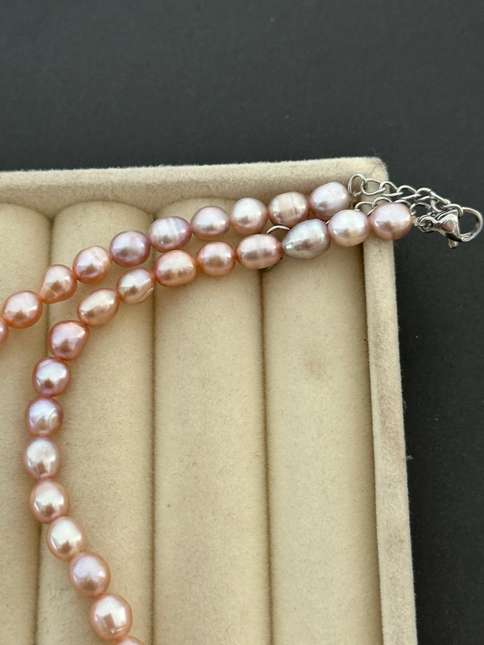 AAA Grade Pink Freshwater Rice Pearl Necklace with Mother of Pearl Pendant - Image 4