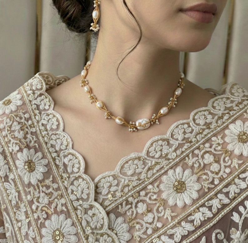 AAA Grade White Freshwater Rice Pearl Necklace Set – 7-8mm Hand-Woven Gold Wire Design