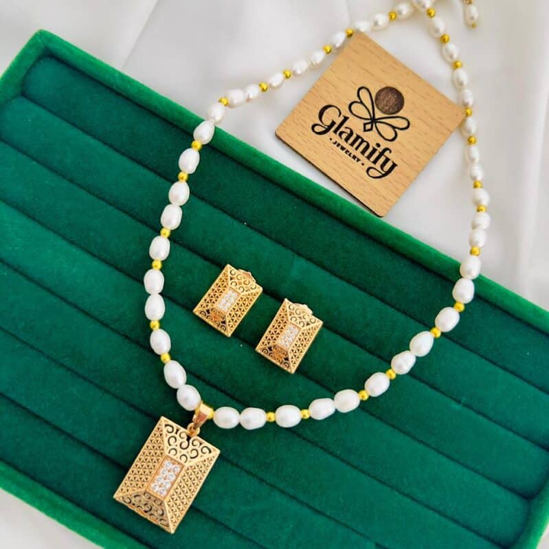 Royal Gold Designer Locket & Freshwater Rice Pearl Set